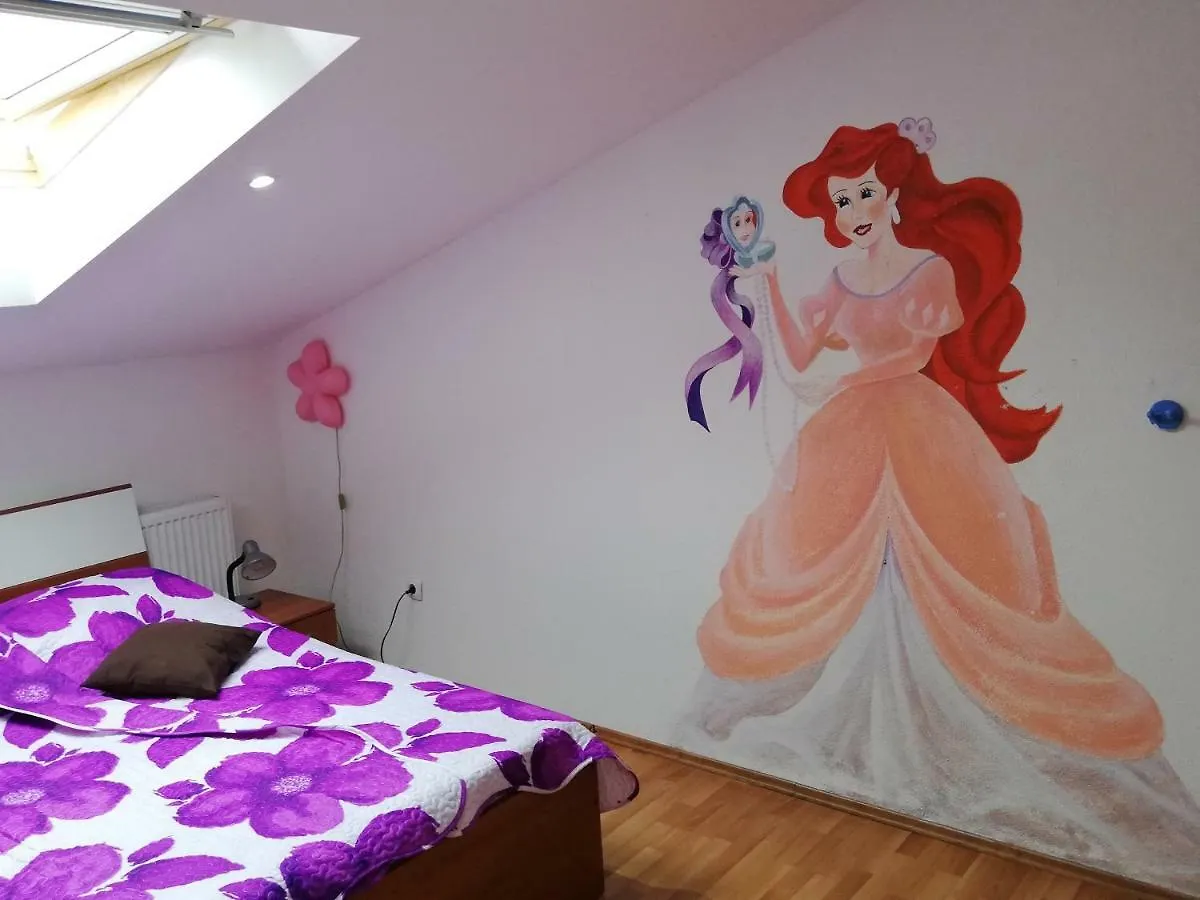 Apartment Mala Kate Trogir Kroatien